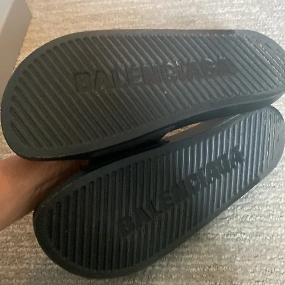 Balenciaga New York Pool slides womens Eur 40 size 9/10 black color - Picture 6 of 9
